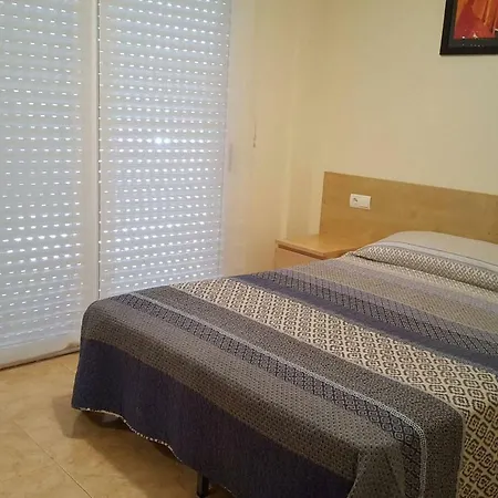Luminoso Y Amplio Apartamento En Con Piscina * Salou