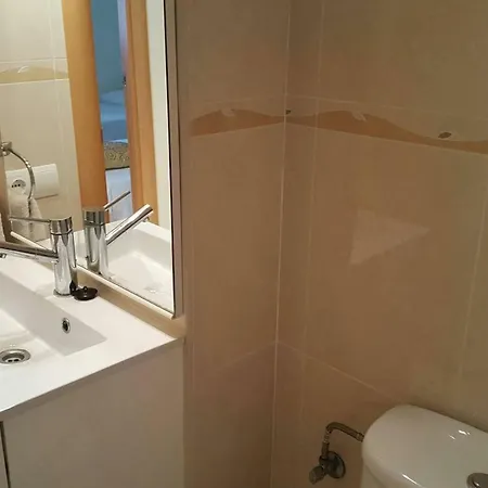Luminoso Y Amplio Apartamento En Con Piscina Salou