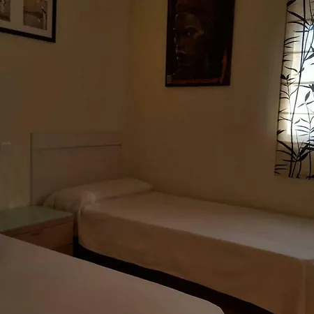Luminoso Y Amplio Apartamento En Con Piscina Apartment