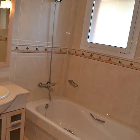 Luminoso Y Amplio Apartamento En Con Piscina Apartment *