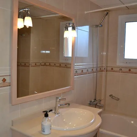Luminoso Y Amplio Apartamento En Con Piscina Apartment Salou